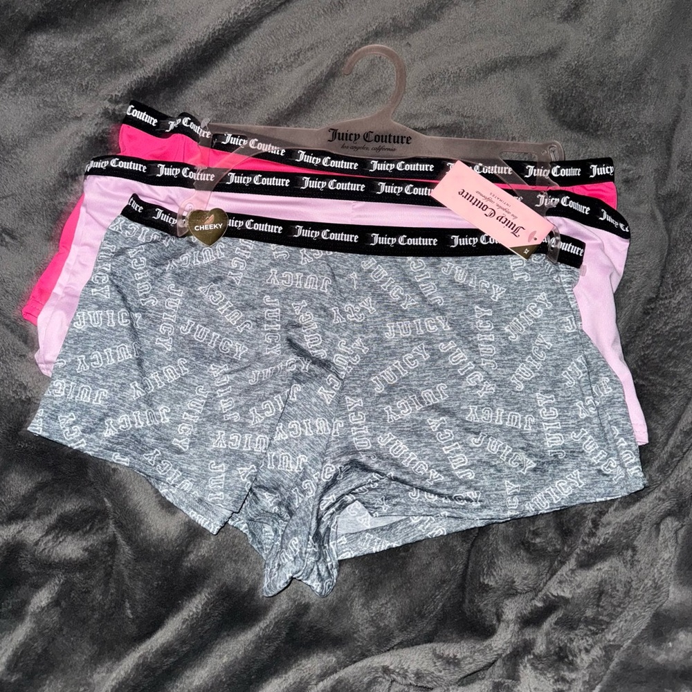 SOLD Juicy Couture boyshort panties / underwear
Size 2x
